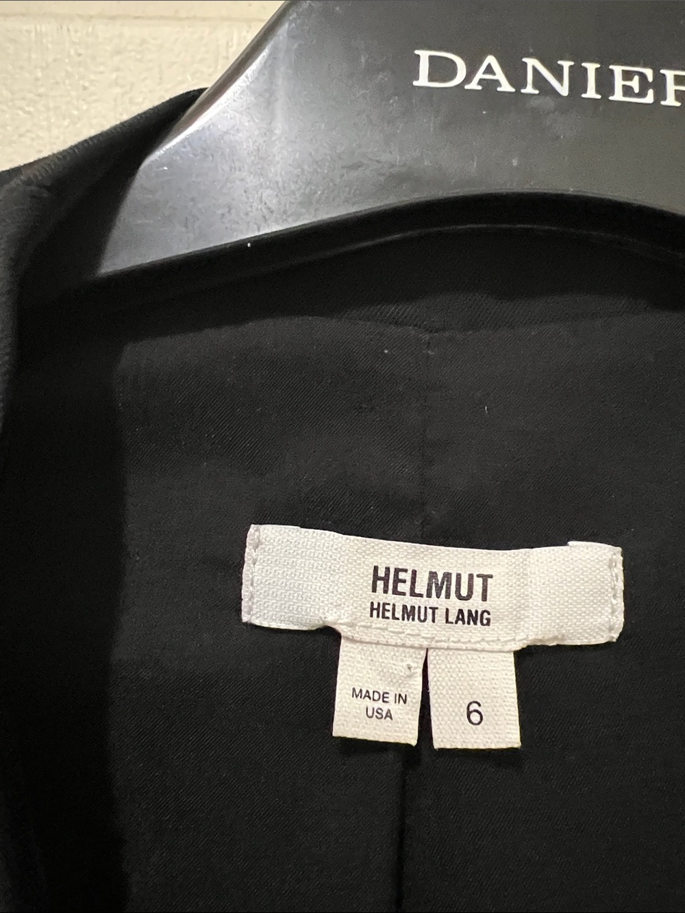 Helmut Lang Black Single-Button Blazer (sz 6) - Picture 2 of 9